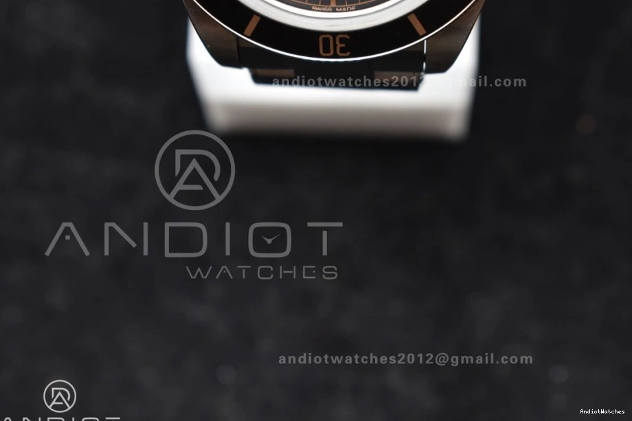 Best Heritage Black A2824 ZF On Durable 889 1:1 Bay SS Black V Bezel Bracelet Edition 39MM 0425